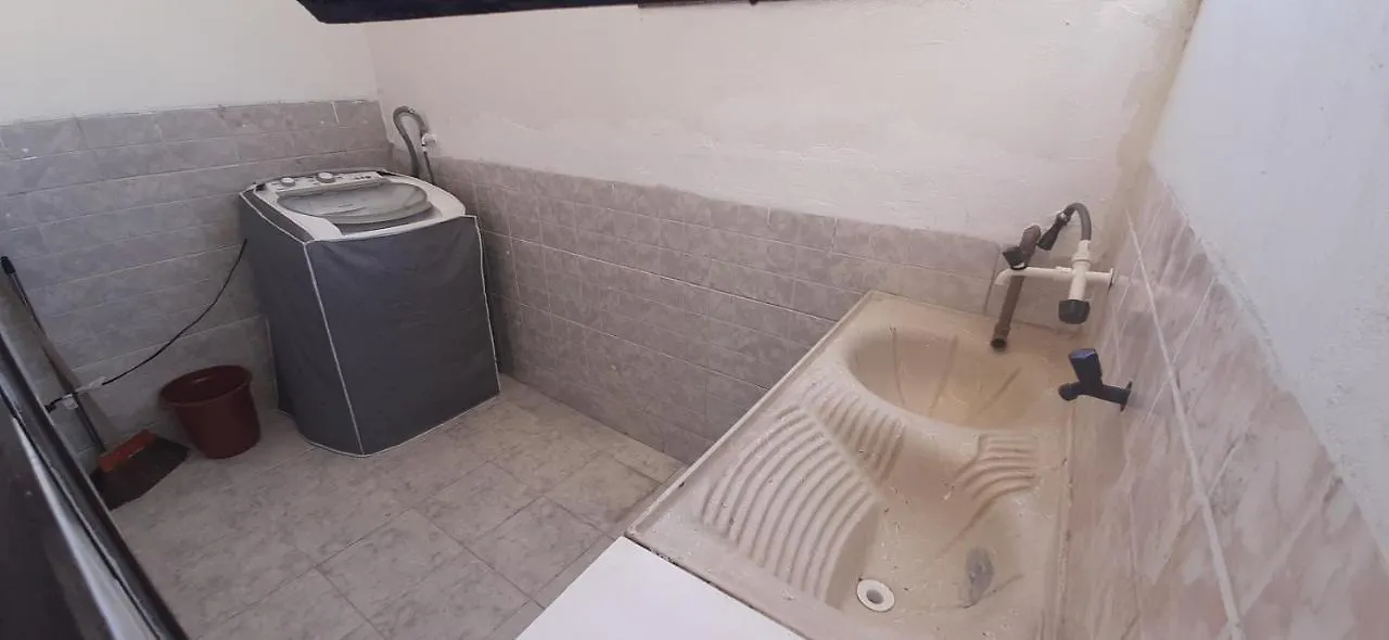 Casa 2 Quartos em Cabo Frio c / área Gourmet 0*,